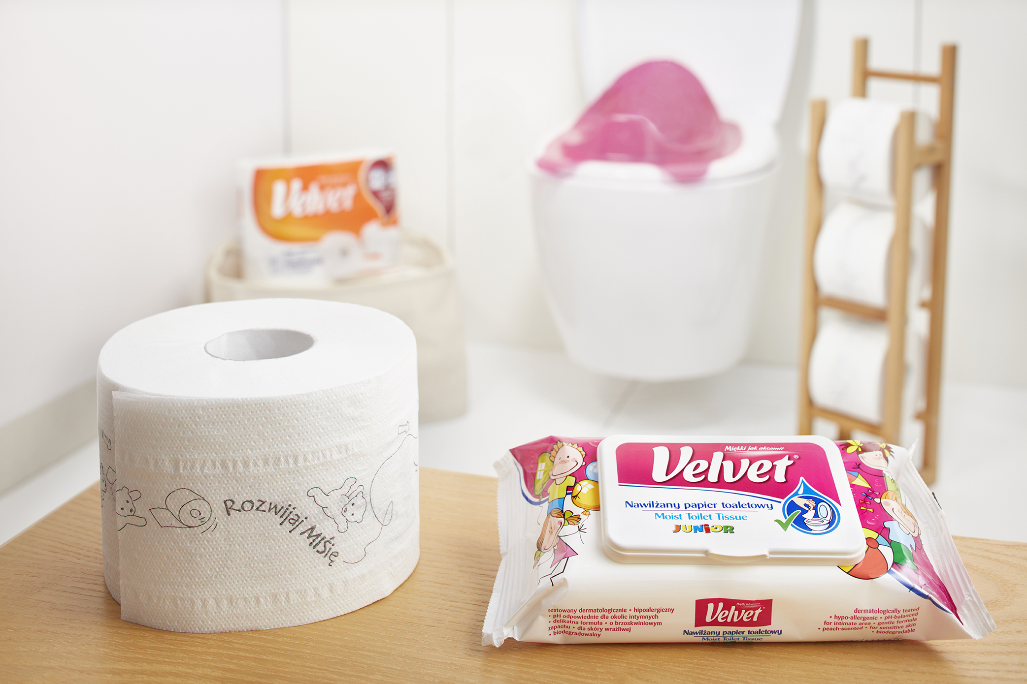Junior vlhčený toaletní papír Velvet