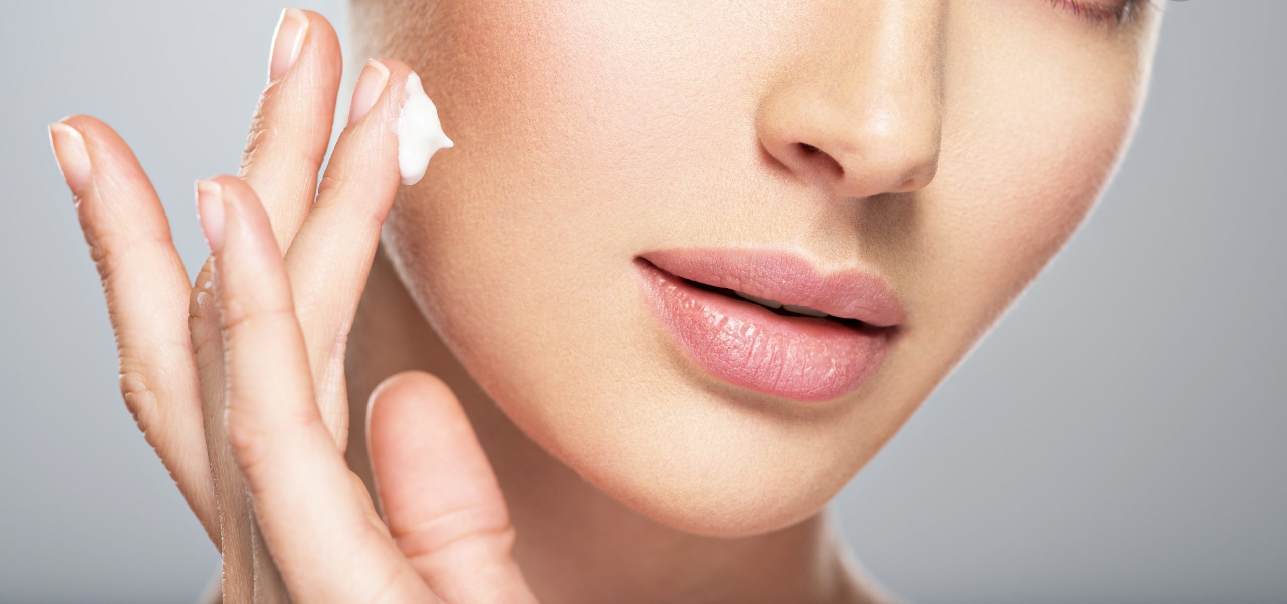 Pielęgnacja skóry twarzy – codzienne rytuały dla zdrowej cery